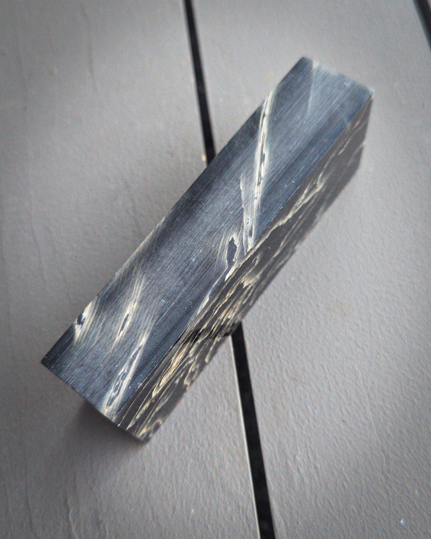 Raffir Black Stripes Block