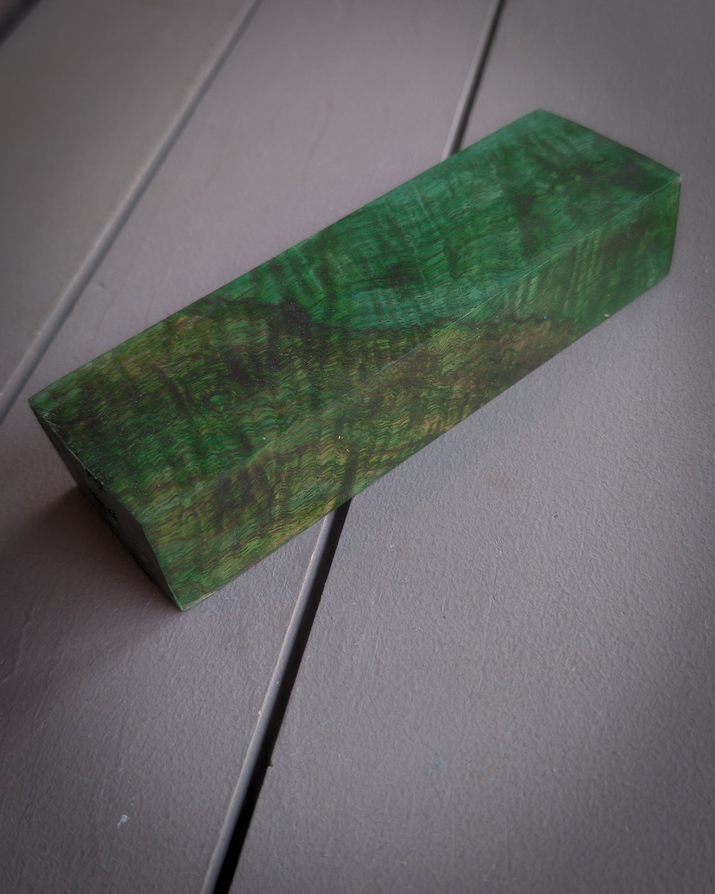 Green Curly Mango