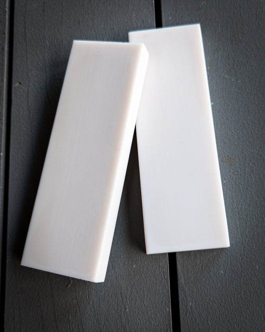 Corian - Latte Foam (Scales)