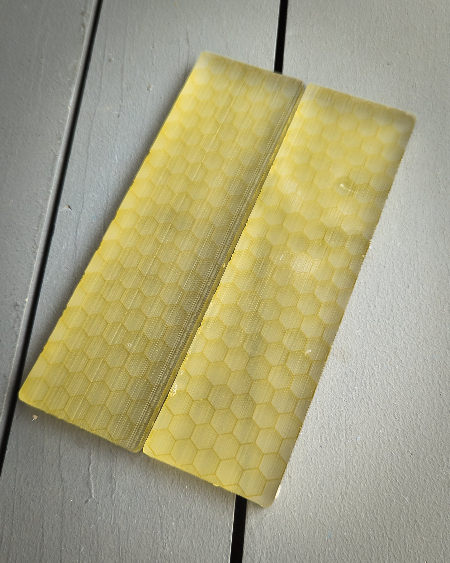 Faux Ultem - Hive