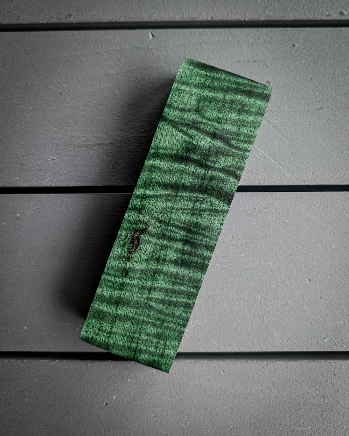 Green Curly Mango