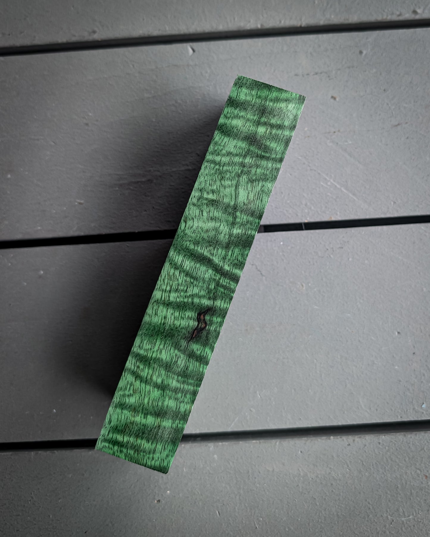 Green Curly Mango
