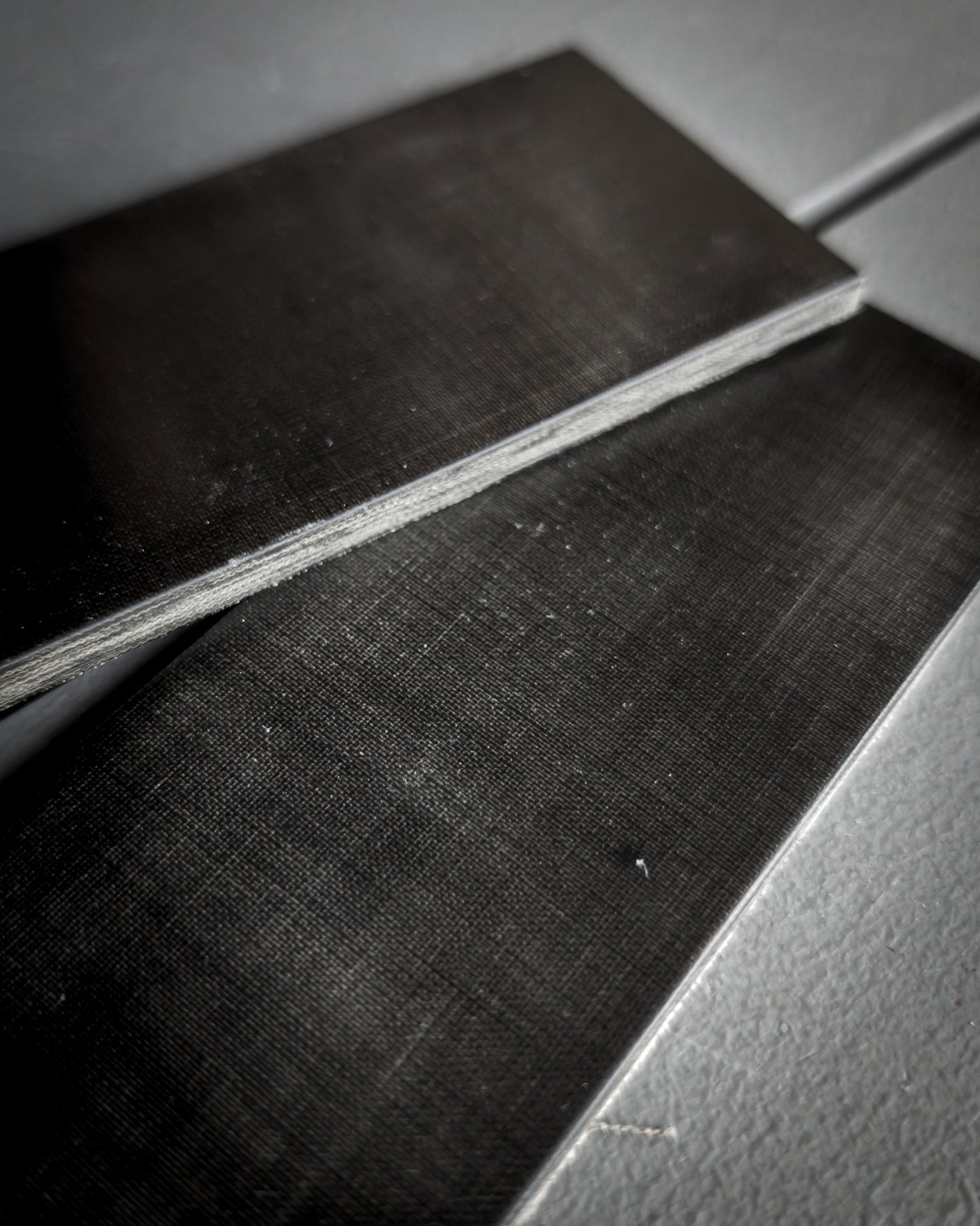 Vintage Black Linen Micarta