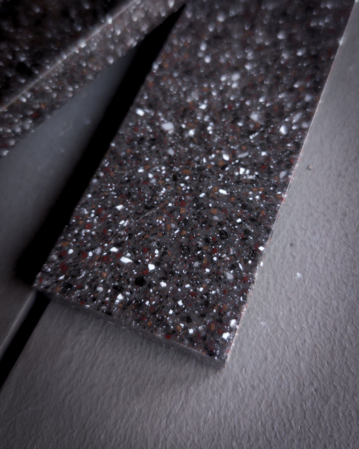 Corian - Black Sands