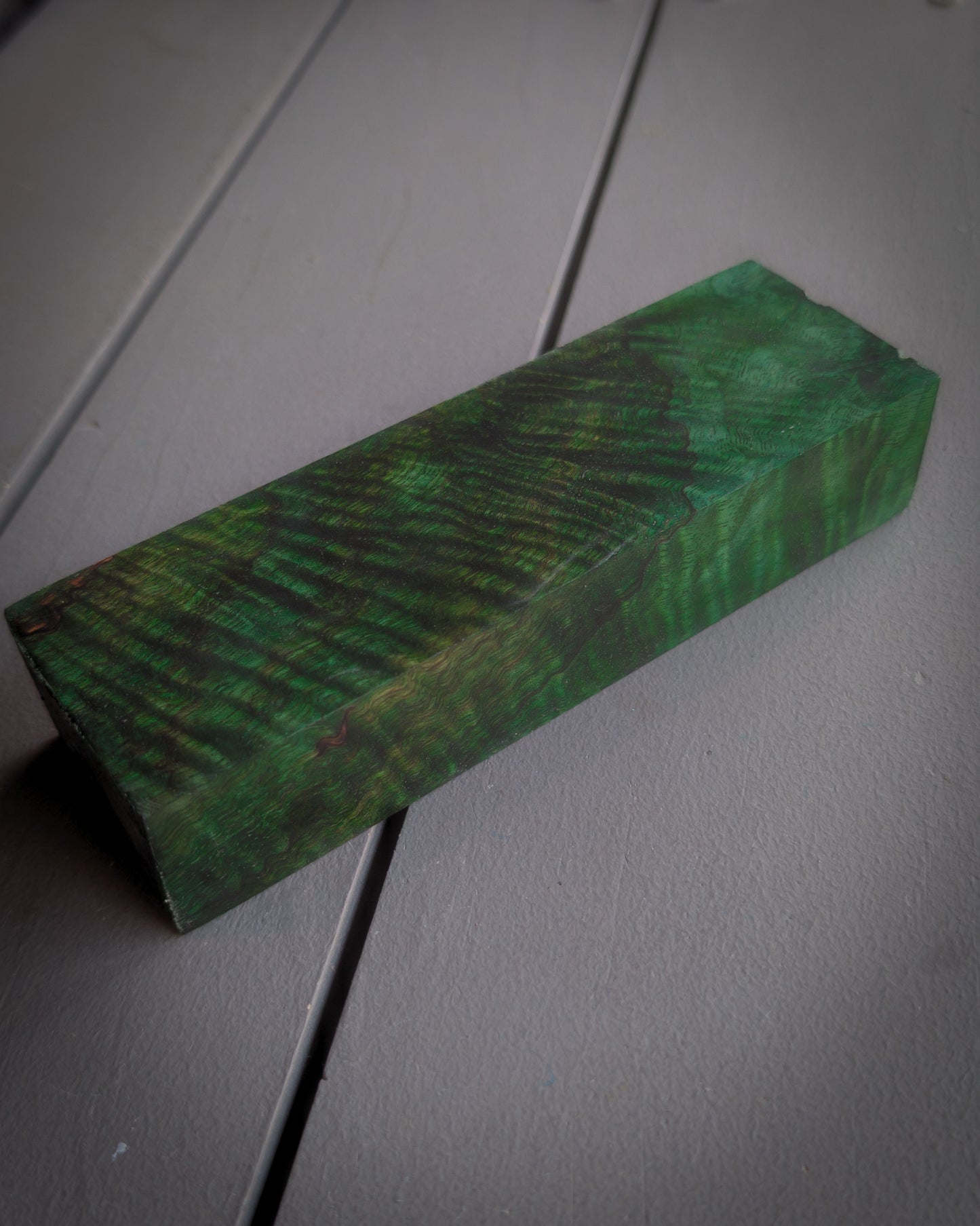 Green Curly Mango