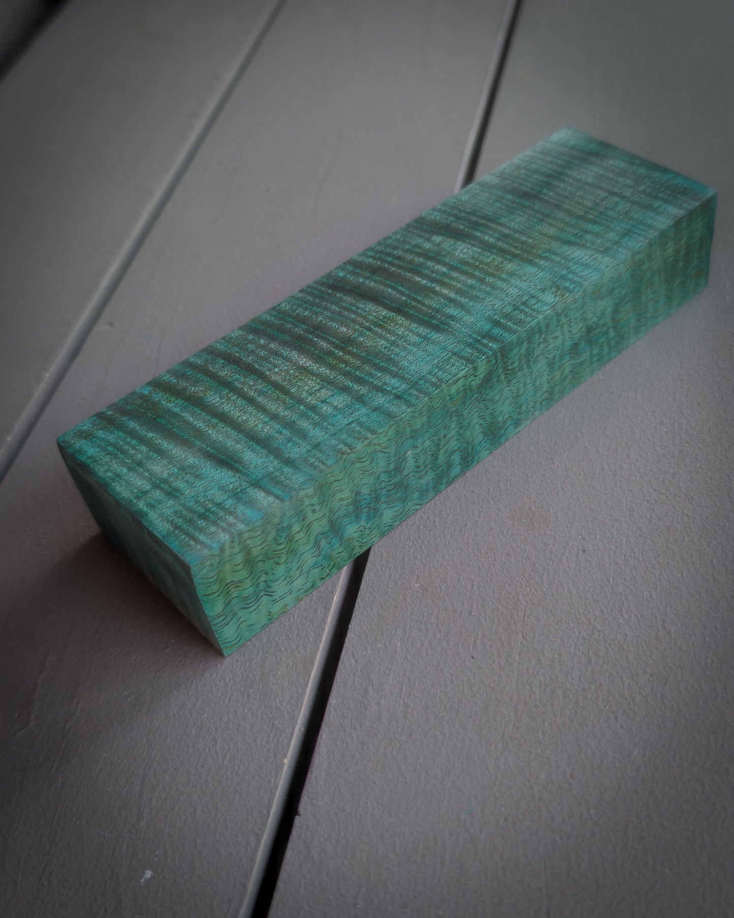 Teal Curly Mango