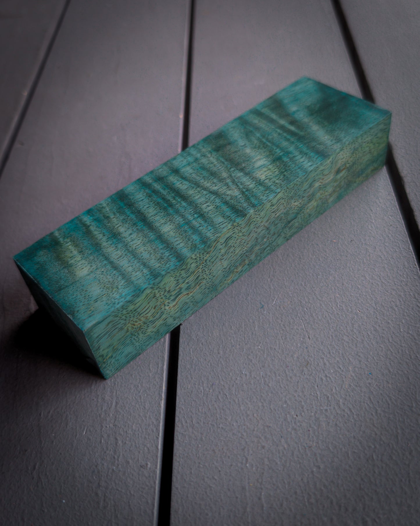 Teal Curly Mango