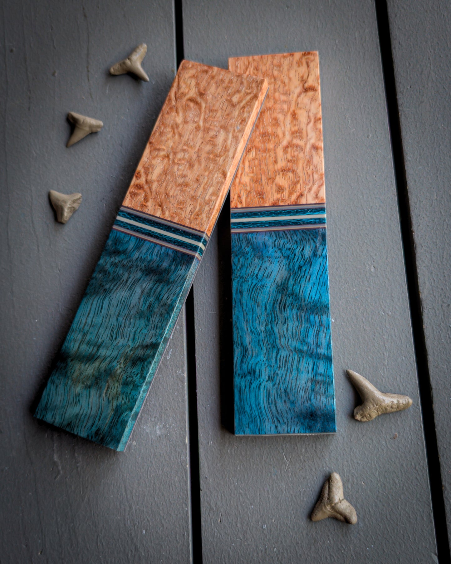 Sapphire Illusions - Combo Knife Scales