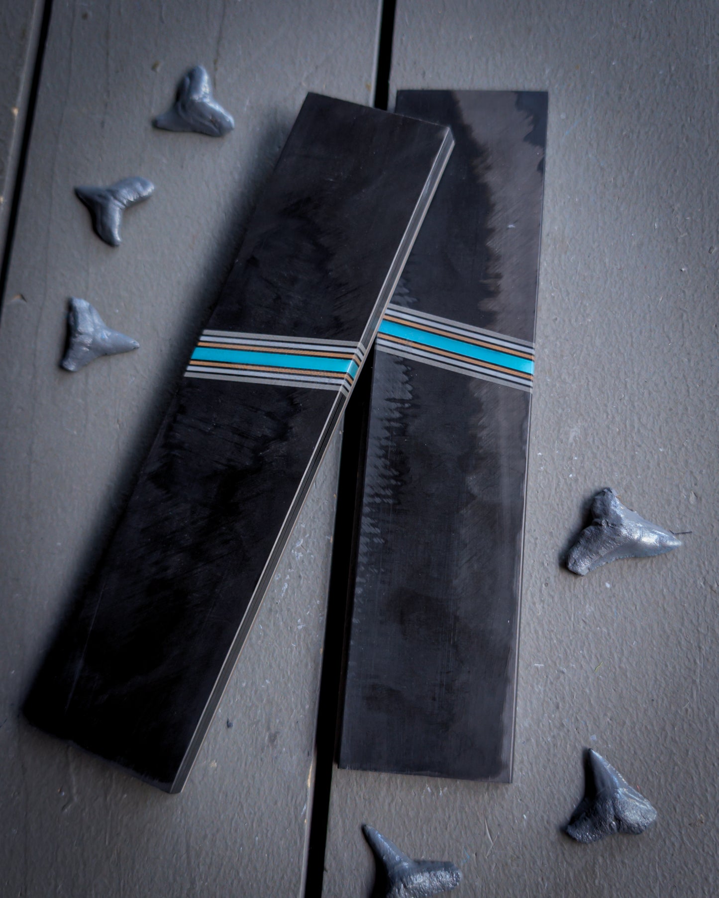 Teal Carbon Footman - Combo Knife Scales