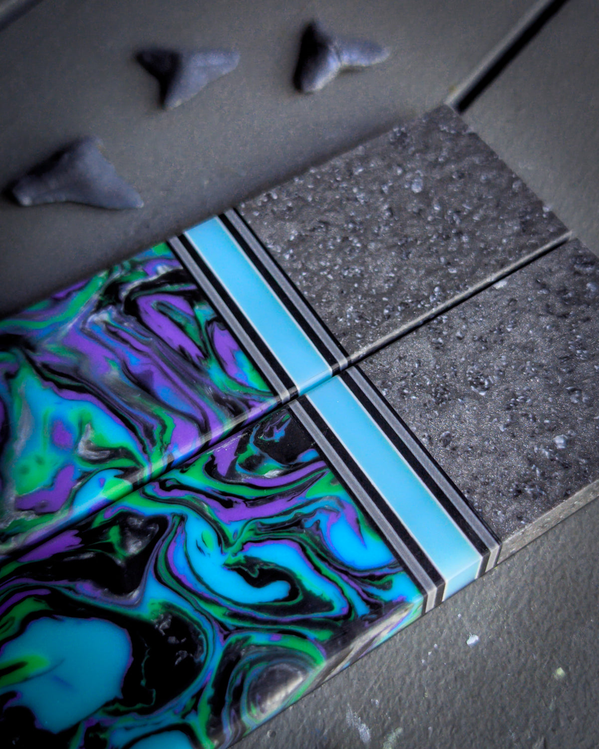 Area 51 - Combo Knife Scales
