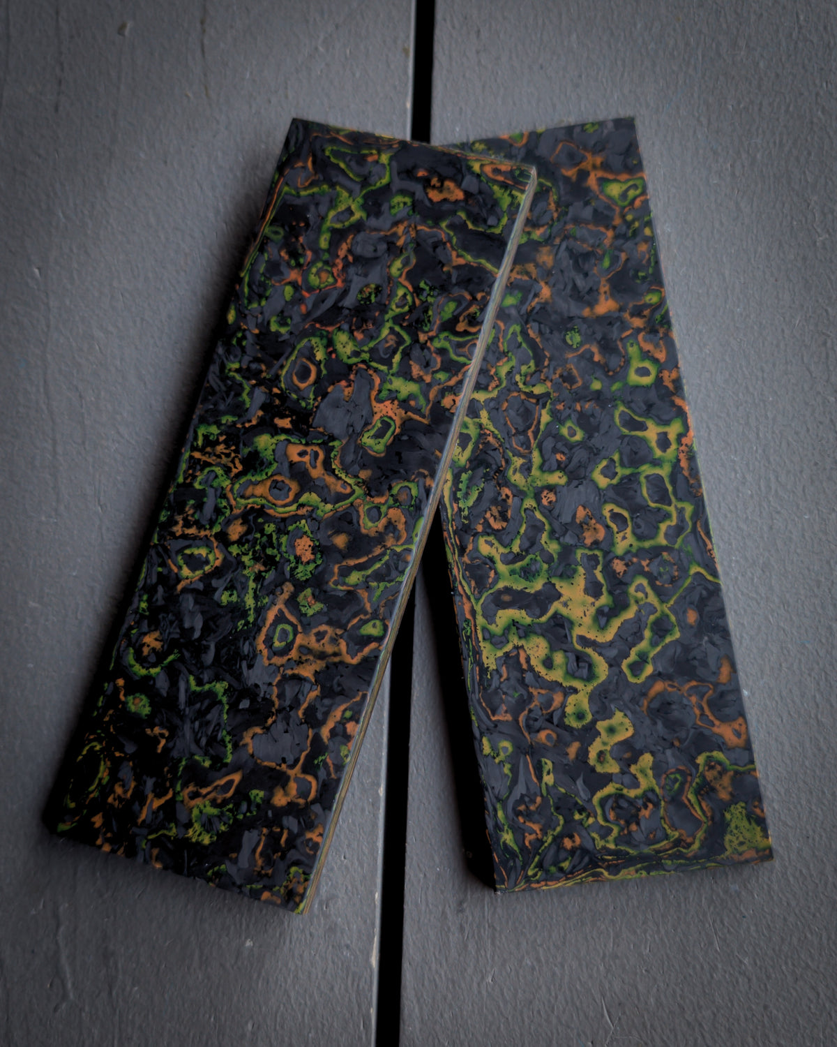 Swampland Marbled Carbon Fiber