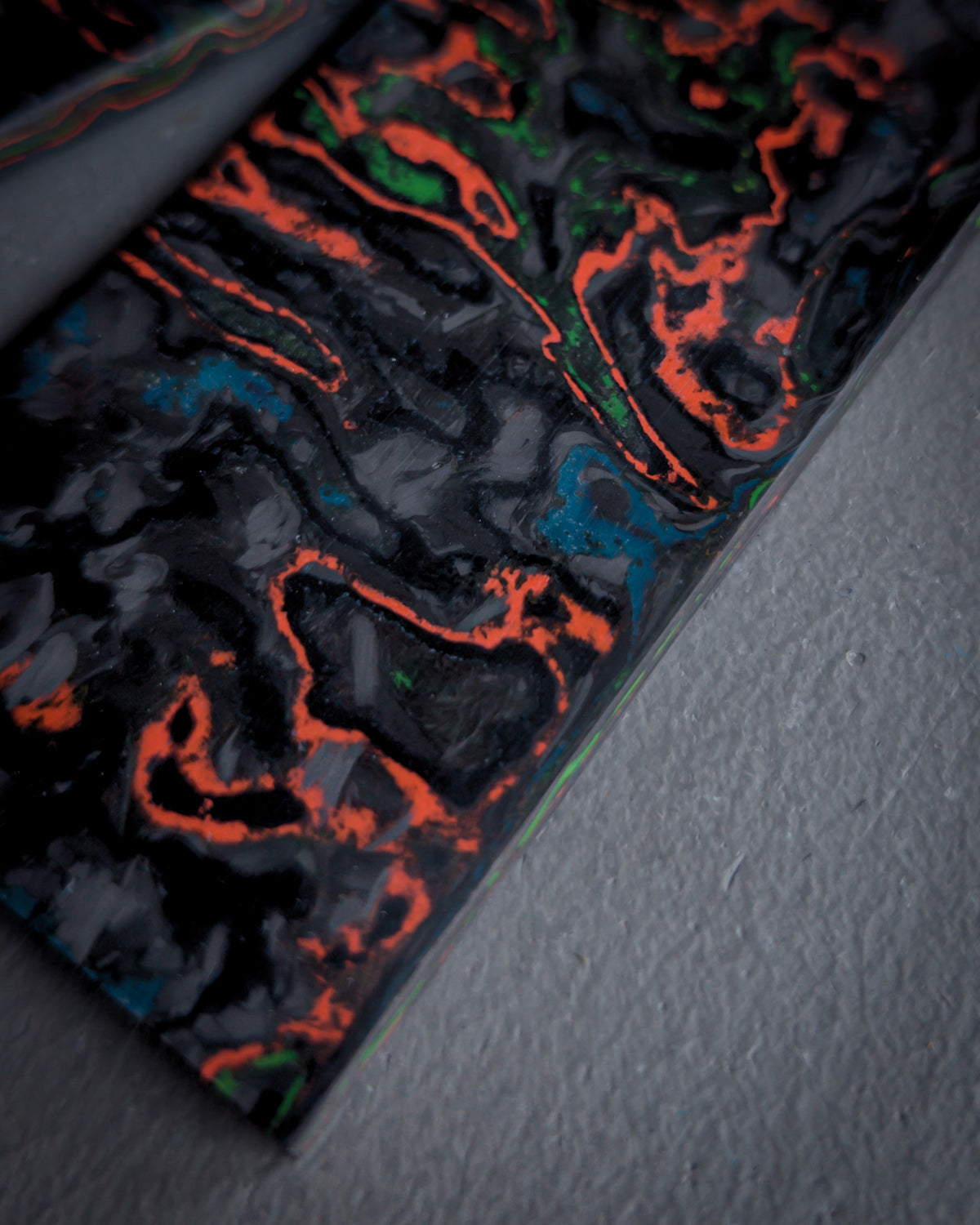 Heat Signature Marbled Carbon Fiber